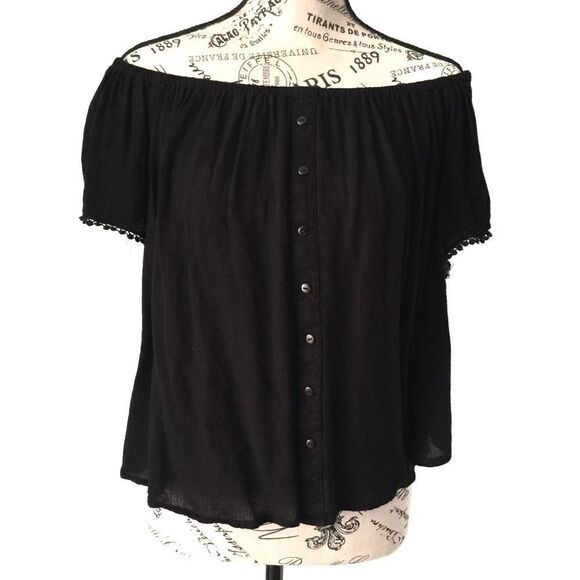 Chloe June Black Off Shoulder Top in Size M - Picture 1 of 4